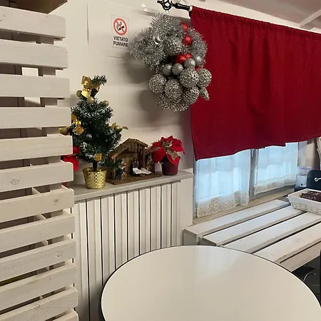 فندق مبيت وإفطار La Camelia سانتيرامو إن كولي