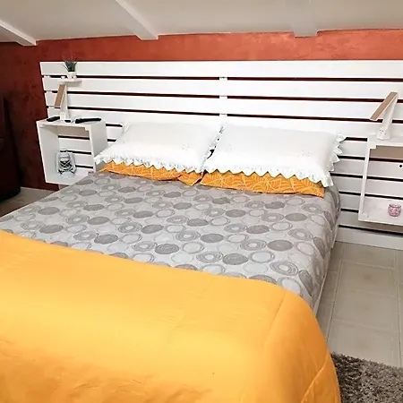La Camelia سانتيرامو إن كولي